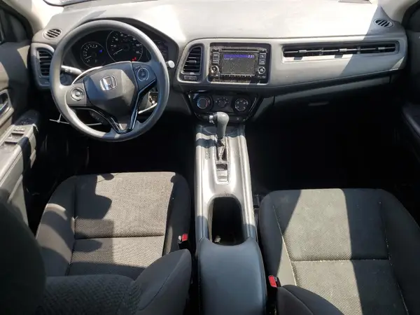 3CZRU6H36HM713422 2017 HONDA HR-V - Image 8