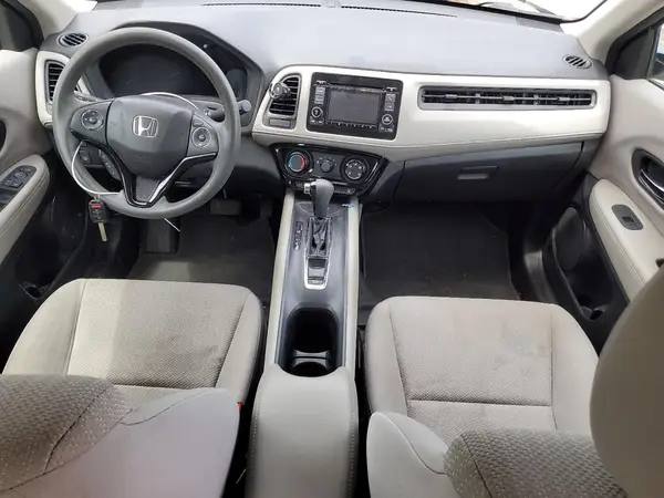 3CZRU6H36JG713103 2018 HONDA HR-V - Image 8