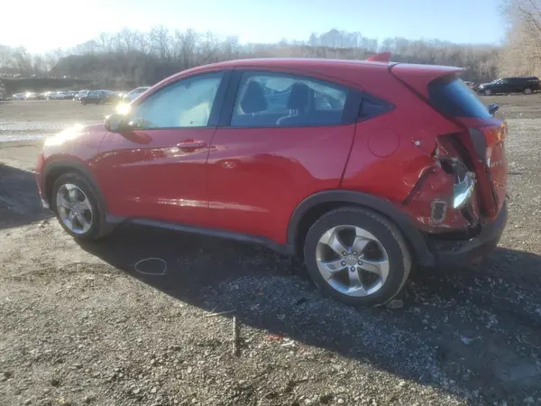 3CZRU6H36JG716941 2018 HONDA HR-V - Image 2