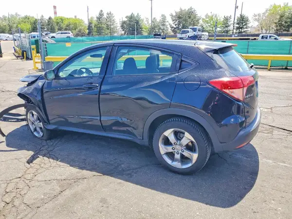 3CZRU6H36JG717409 2018 HONDA HR-V - Image 2