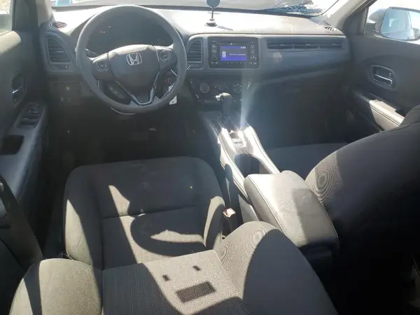 3CZRU6H36JG724991 2018 HONDA HR-V - Image 8