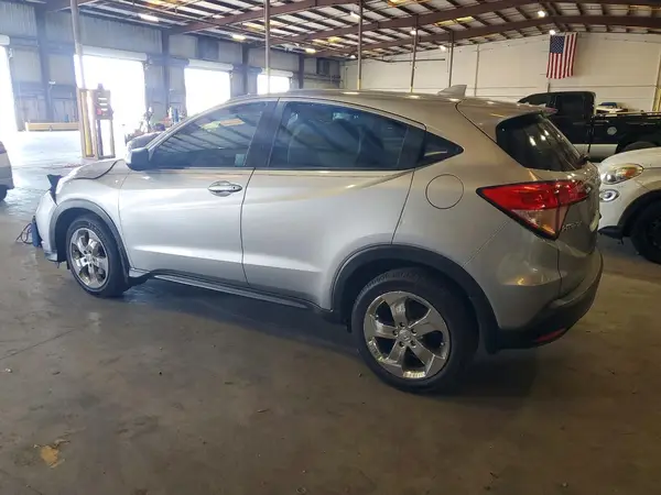 3CZRU6H36JG727454 2018 HONDA HR-V - Image 2