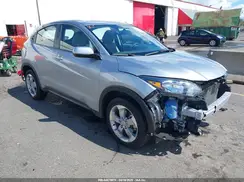 3CZRU6H36JG728507 2018 HONDA HR-V