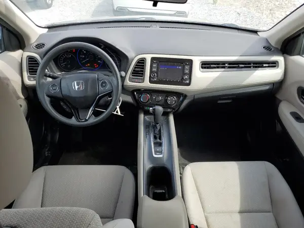 3CZRU6H36JG729768 2018 HONDA HR-V - Image 8