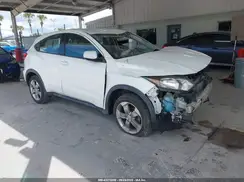 3CZRU6H36JM707108 2018 HONDA HR-V