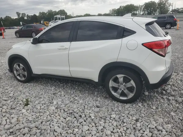 3CZRU6H36JM709053 2018 HONDA HR-V - Image 2