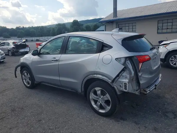 3CZRU6H36JM714298 2018 HONDA HR-V - Image 2
