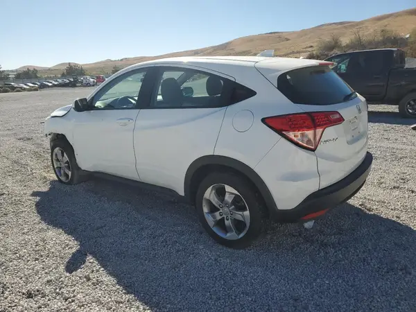 3CZRU6H36JM714348 2018 HONDA HR-V - Image 2