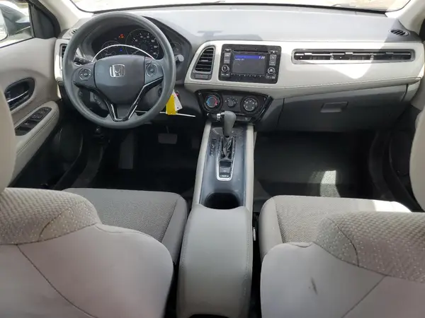 3CZRU6H36JM717895 2018 HONDA HR-V - Image 8