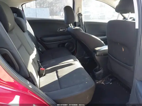 3CZRU6H36JM722921 2018 HONDA HR-V - Image 8