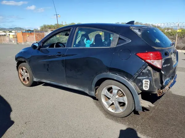 3CZRU6H36JM729982 2018 HONDA HR-V - Image 2