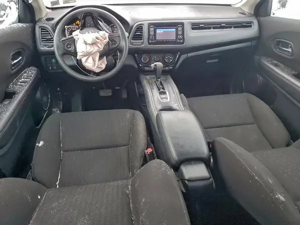 3CZRU6H36JM730033 2018 HONDA HR-V - Image 8