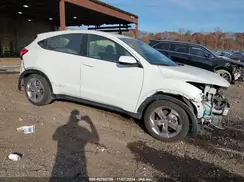 3CZRU6H36JM730923 2018 HONDA HR-V