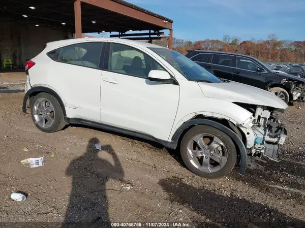 3CZRU6H36JM730923 2018 HONDA HR-V - Image 1