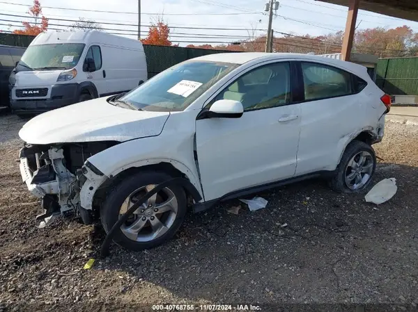3CZRU6H36JM730923 2018 HONDA HR-V - Image 2