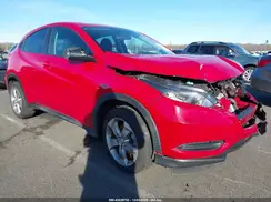 3CZRU6H36JM731229 2018 HONDA HR-V
