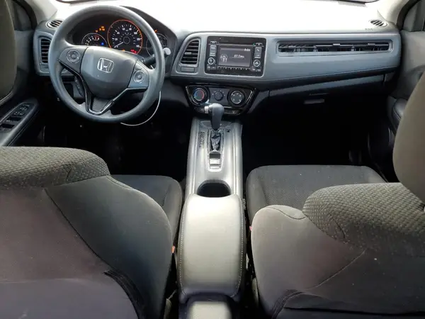 3CZRU6H36JM731294 2018 HONDA HR-V - Image 8