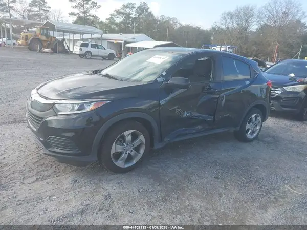 3CZRU6H36KG701194 2019 HONDA HR-V - Image 2