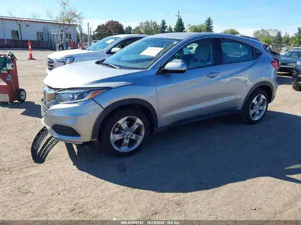 3CZRU6H36KG703852 2019 HONDA HR-V - Image 2