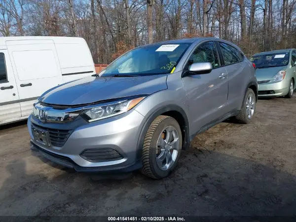 3CZRU6H36KG710994 2019 HONDA HR-V - Image 2
