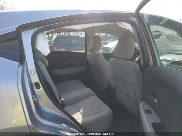 3CZRU6H36KG710994 2019 HONDA HR-V - Image 8