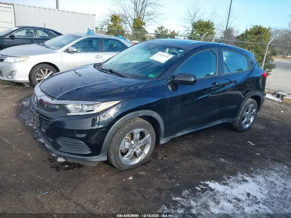 3CZRU6H36KG723373 2019 HONDA HR-V - Image 2