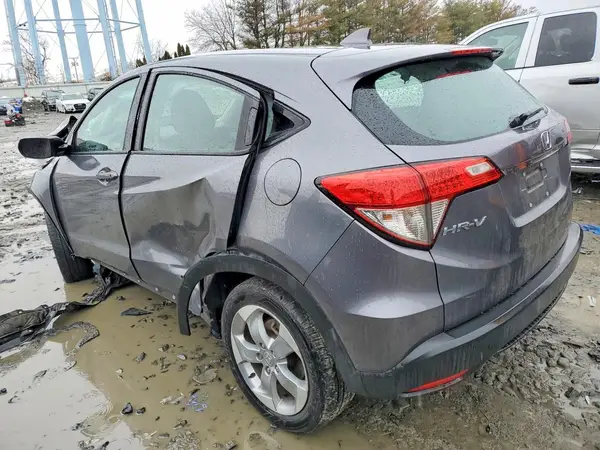 3CZRU6H36KG727035 2019 HONDA HR-V - Image 2