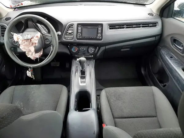 3CZRU6H36KG727035 2019 HONDA HR-V - Image 8