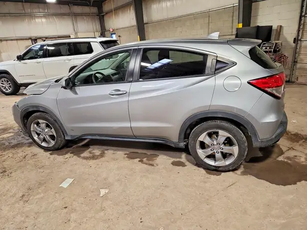 3CZRU6H36KG727200 2019 HONDA HR-V - Image 2