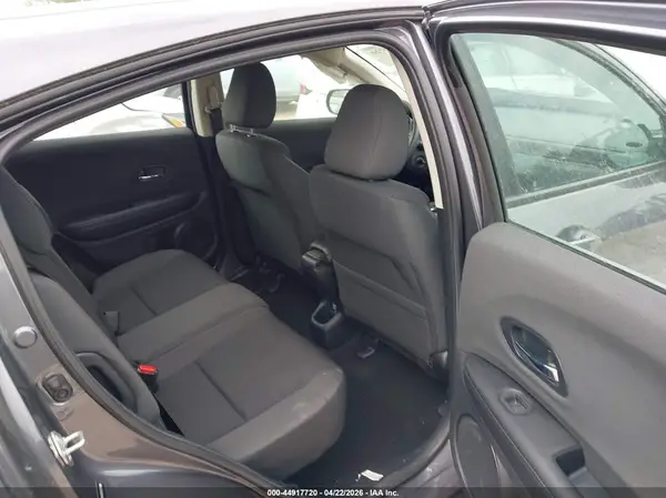3CZRU6H36KG731439 2019 HONDA HR-V - Image 8
