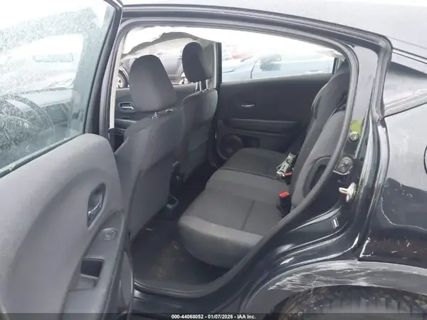 3CZRU6H36KG734020 2019 HONDA HR-V - Image 8
