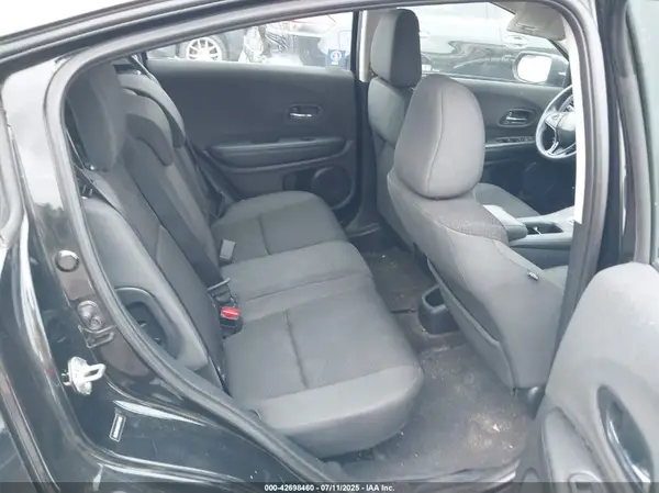 3CZRU6H36KG734308 2019 HONDA HR-V - Image 8