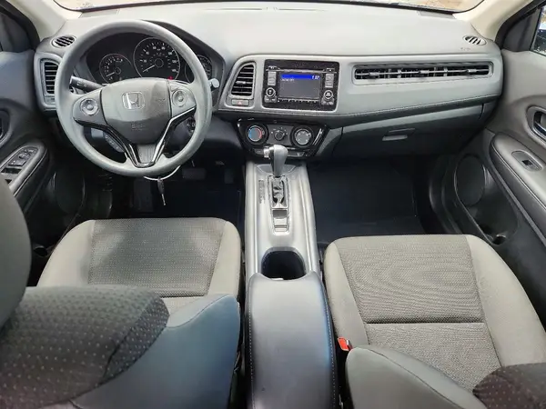 3CZRU6H36KG734695 2019 HONDA HR-V - Image 8