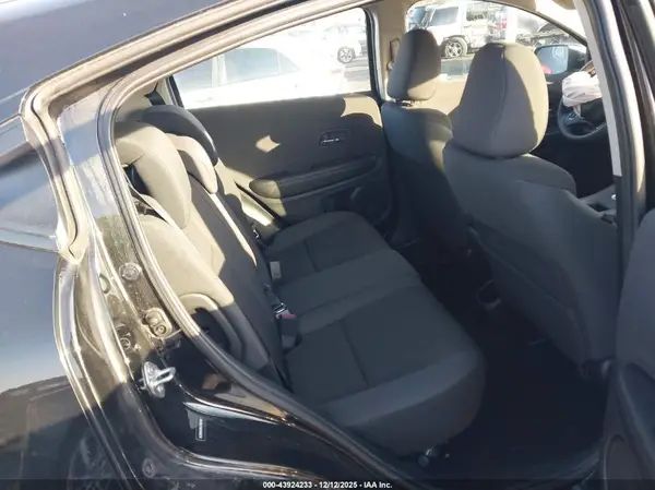3CZRU6H36LG700192 2020 HONDA HR-V - Image 8