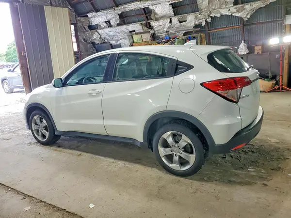 3CZRU6H36LM700565 2020 HONDA HR-V - Image 2