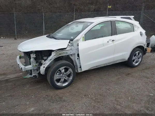 3CZRU6H36LM703059 2020 HONDA HR-V - Image 2