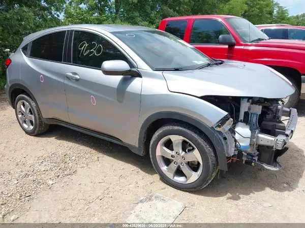 3CZRU6H36MM715696 2021 HONDA HR-V - Image 1