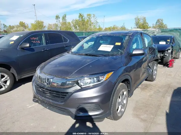 3CZRU6H36MM725306 2021 HONDA HR-V - Image 2