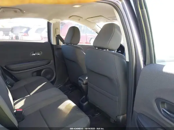 3CZRU6H36MM725306 2021 HONDA HR-V - Image 8