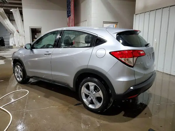 3CZRU6H36MM732790 2021 HONDA HR-V - Image 2