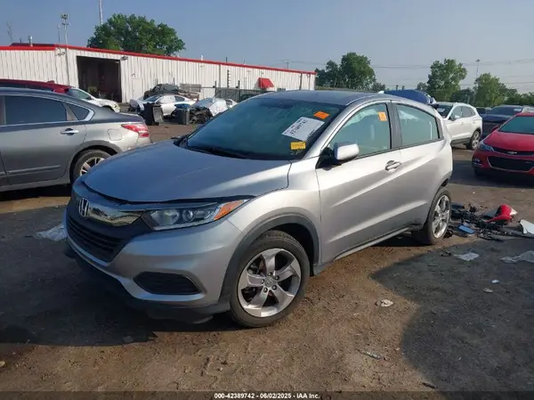 3CZRU6H36MM739710 2021 HONDA HR-V - Image 2