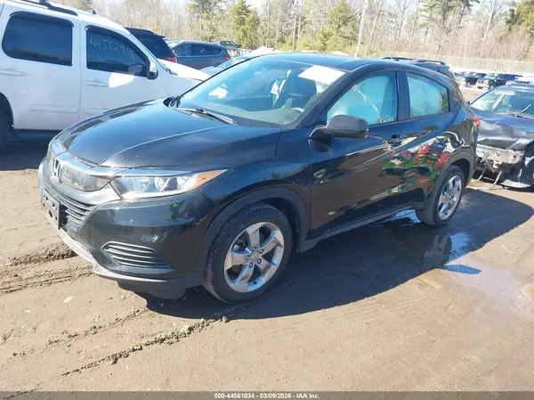3CZRU6H36MM747984 2021 HONDA HR-V - Image 2