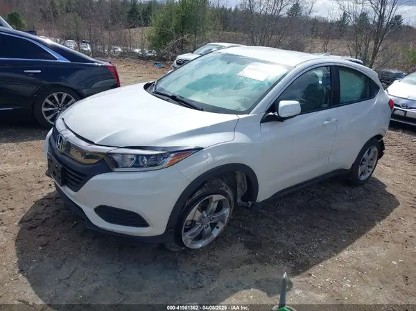 3CZRU6H36MM751260 2021 HONDA HR-V - Image 2