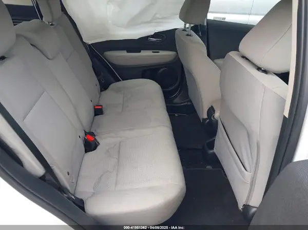3CZRU6H36MM751260 2021 HONDA HR-V - Image 8