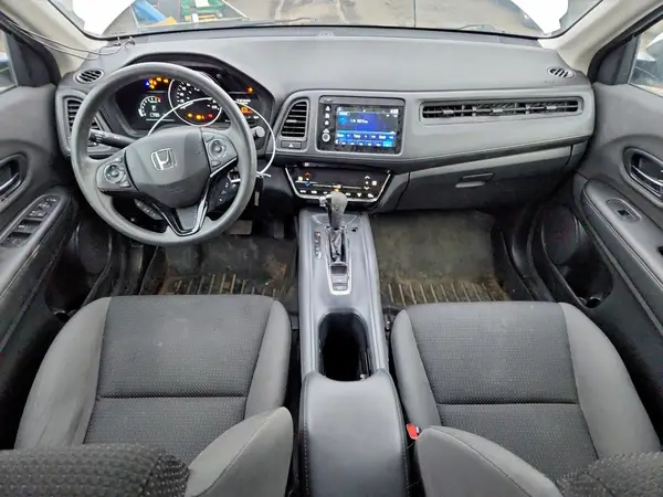 3CZRU6H36NM106402 2022 HONDA HR-V - Image 8