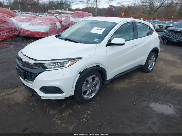 3CZRU6H36NM702710 2022 HONDA HR-V - Image 2