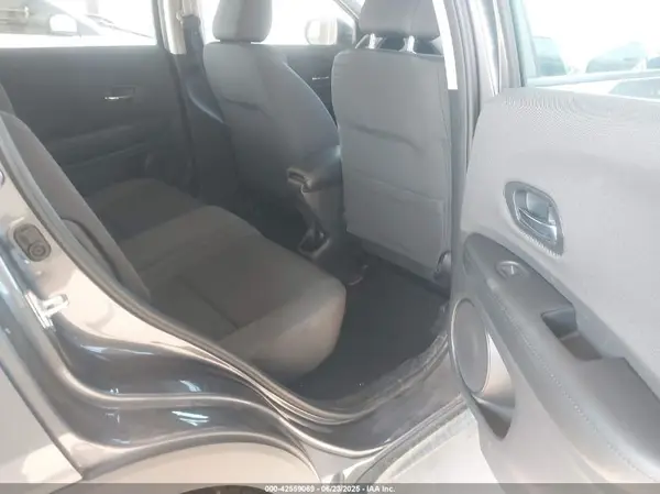 3CZRU6H36NM739255 2022 HONDA HR-V - Image 8