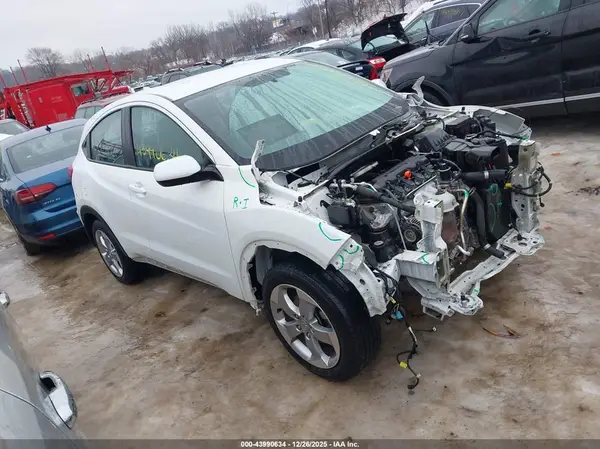 3CZRU6H36NM740020 2022 HONDA HR-V - Image 1