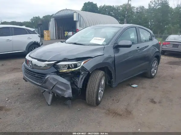 3CZRU6H36NM742379 2022 HONDA HR-V - Image 2