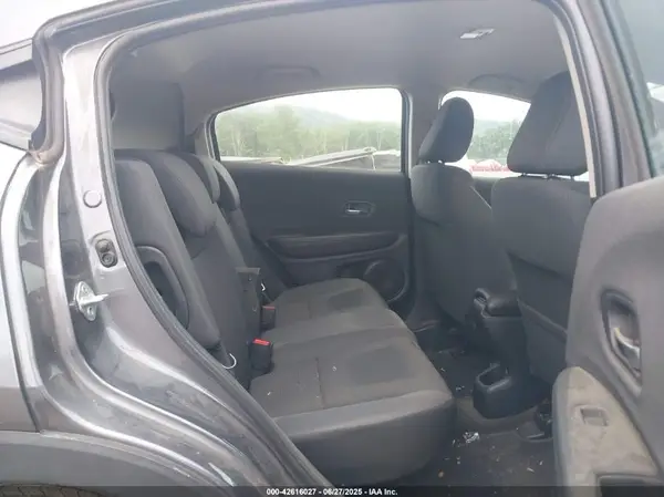 3CZRU6H36NM742379 2022 HONDA HR-V - Image 8